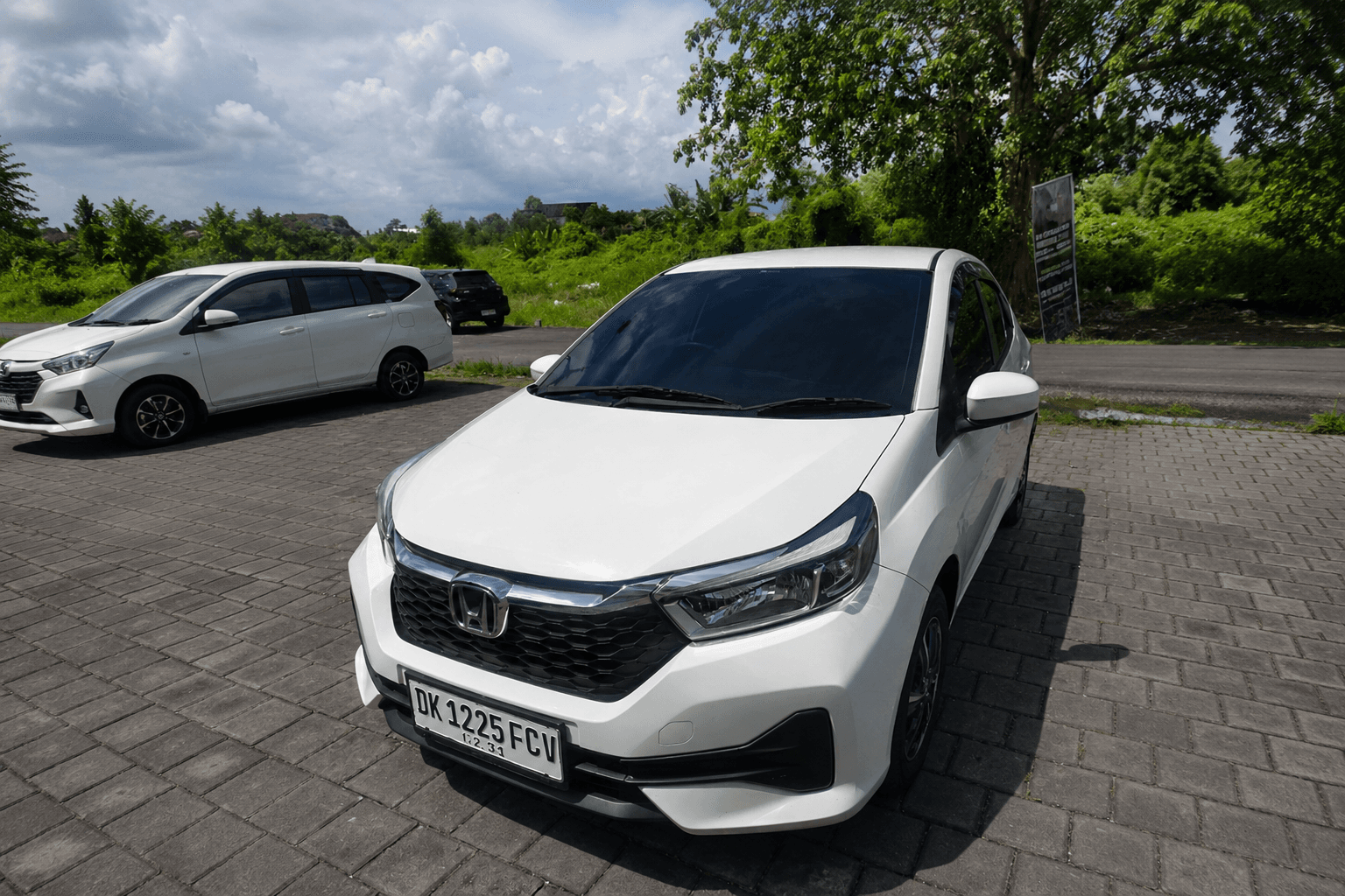 Honda Brio Satya, 1.2L, CVT rental listing