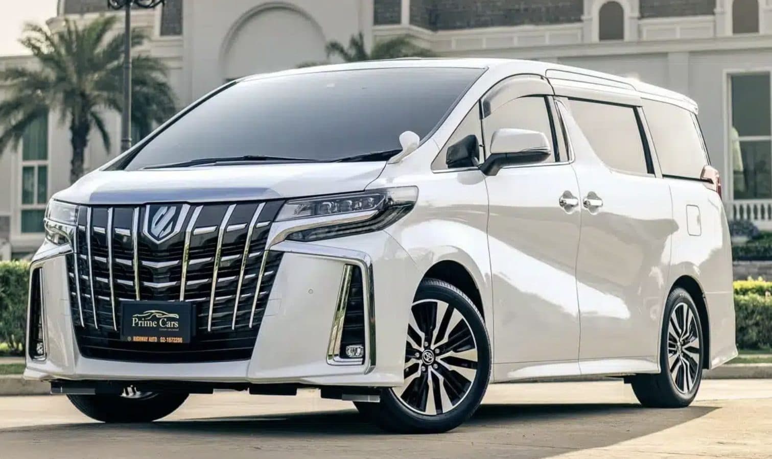 Toyota Alphard rental listing